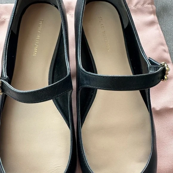 Stuart Weitzman Black Pointed-Toe Flats - Picture 2 of 8